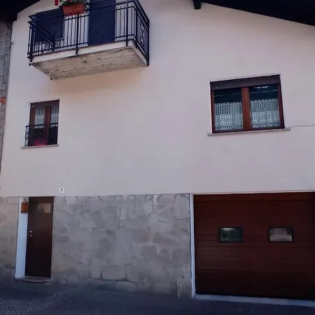 Casa Lily * Lombro